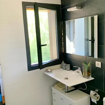 5 Persones Llar De Foc I Piscina Apartmán